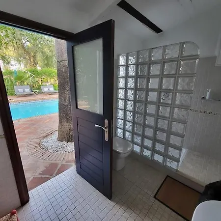 Paula Valencia Villa Manises