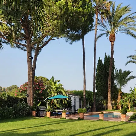 Villa Paula Valencia *