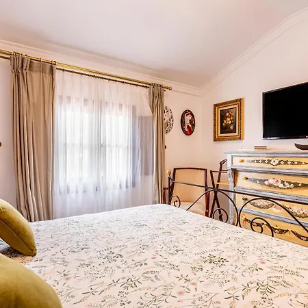 Villa Paula * Manises